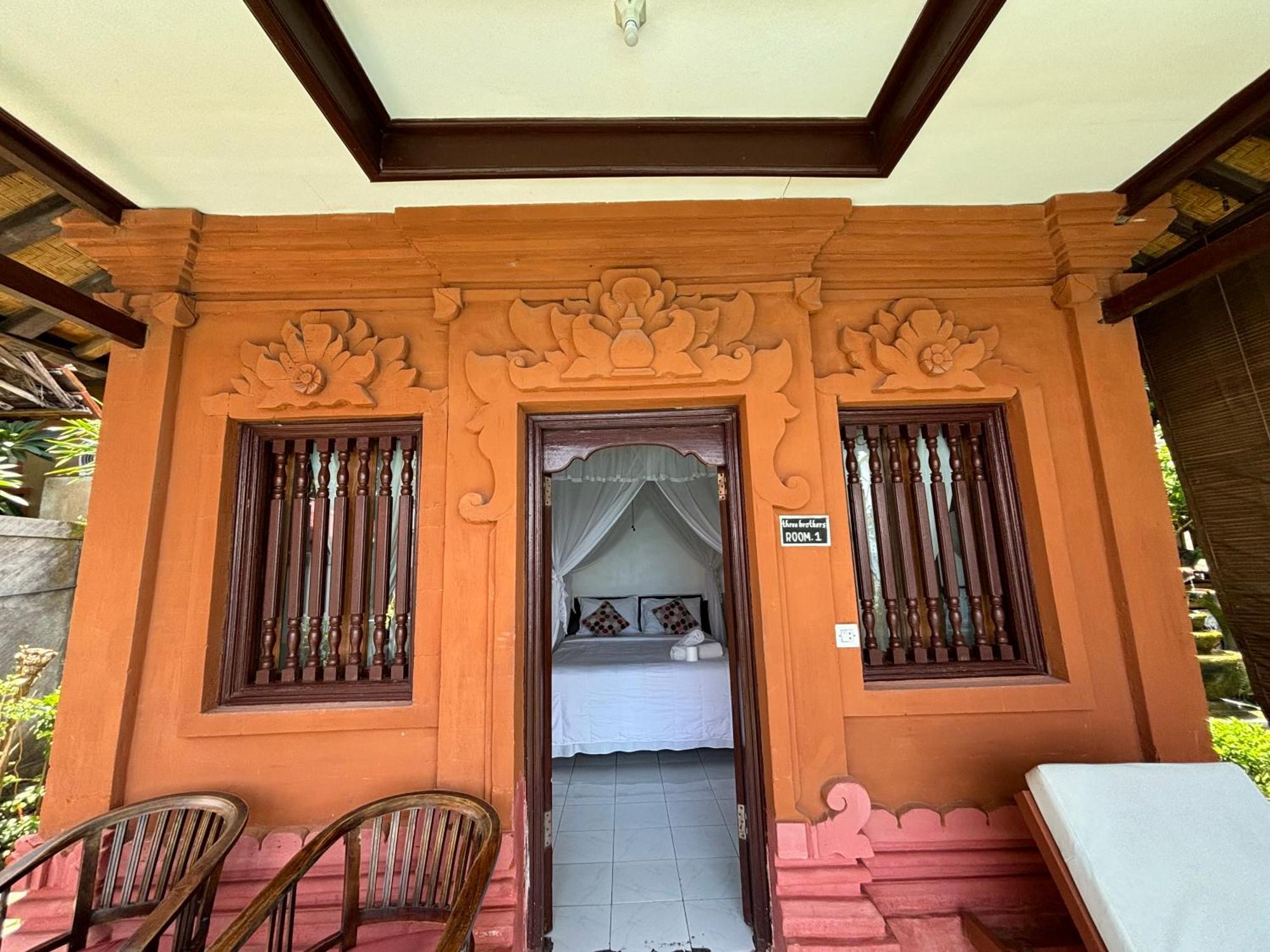 Bahari Beach Amed Exterior photo